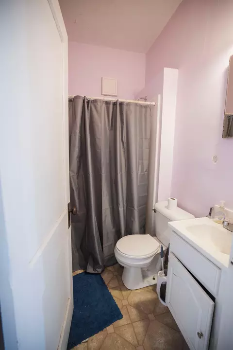 Bath - 107 E 4th St, Morris, MN 56267 photo 1 of 2