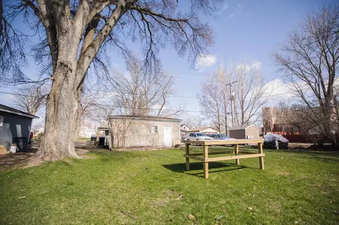 Exterior - 107 E 4th St, Morris, MN 56267 photo 4 of 6