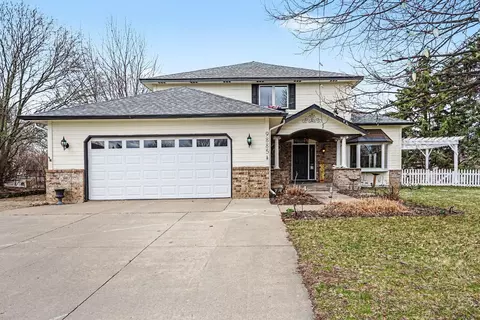 9885 Upper 173rd Ct W, Lakeville, MN 55044