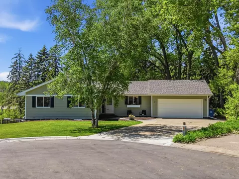 2 E Golden Lake Rd, Circle Pines, MN 55014