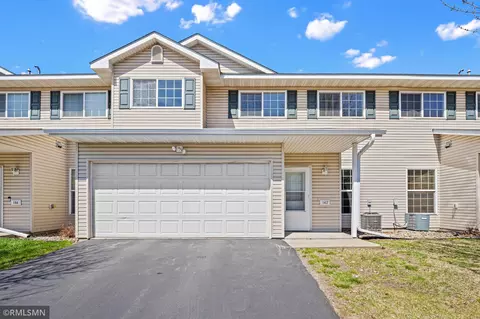 162 Bridgewater Trl, Hudson, WI 54016