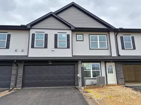 5337 Long Pointe Pass, Woodbury, MN 55129