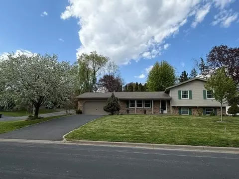 703 2nd Ave, Mendota Heights, MN 55118