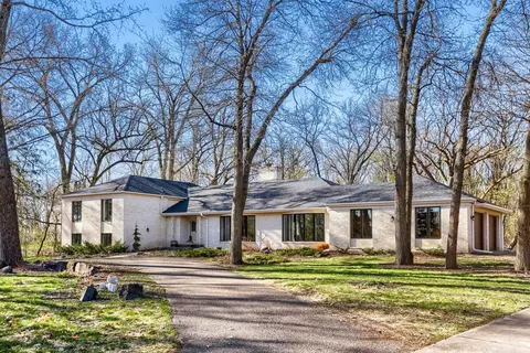 23 Evergreen Rd, North Oaks, MN 55127