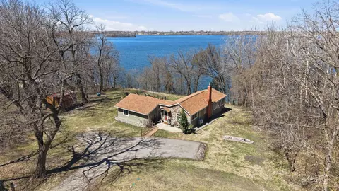 7630 Long Lake Rd, Willmar, MN 56201