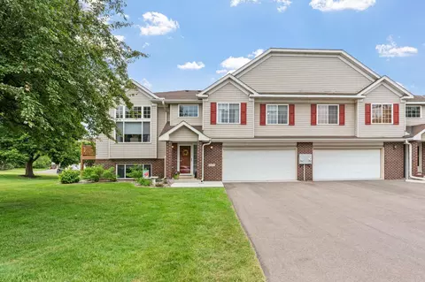 15685 Chestnut Way, Rosemount, MN 55068