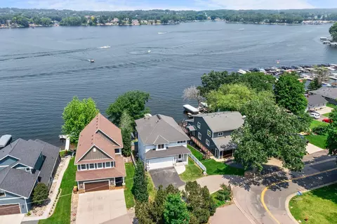 3868 Green Heights Trl SW, Prior Lake, MN 55372