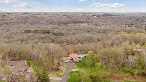 373 Krattley Ln, Hudson, WI 54016