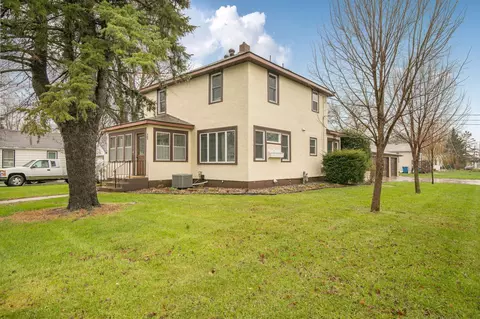 35 1st Ave NE, Saint Joseph, MN 56374