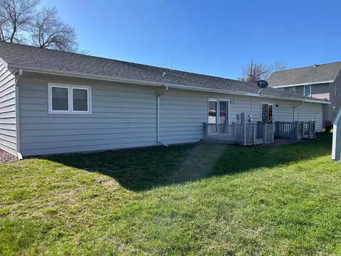 Exterior - 1225 6th Ave N, Windom, MN 56101 photo 3 of 3