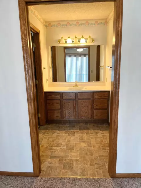 Bath - 1225 6th Ave N, Windom, MN 56101 photo 1 of 6
