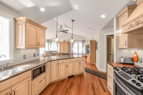 3836 Togo Rd, Spring Park, MN 55384