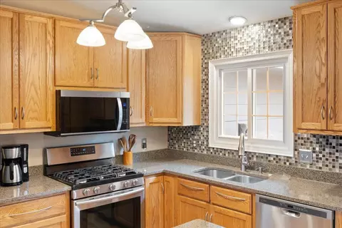 7225 116th Pl N, Champlin, MN 55316 photo 6