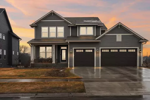 10125 Shadyview Ln N, Maple Grove, MN 55311