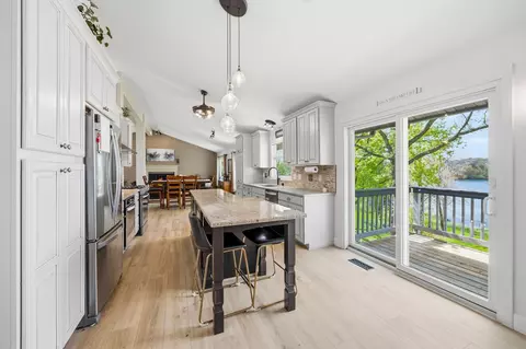 Kitchen - 429 Reflection Rd, Apple Valley, MN 55124 photo 4 of 5
