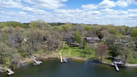 View/Area - 429 Reflection Rd, Apple Valley, MN 55124 photo 13 of 14