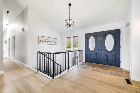 Entry Way - 429 Reflection Rd, Apple Valley, MN 55124 photo 1 of 2