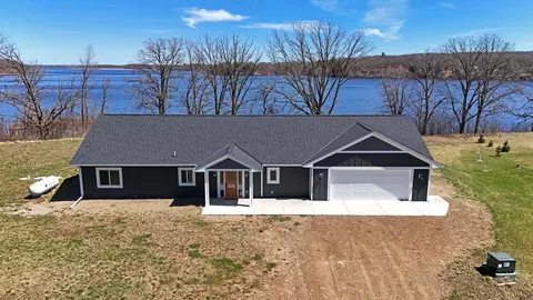 1415 223rd Ave, Ogilvie, MN 56358
