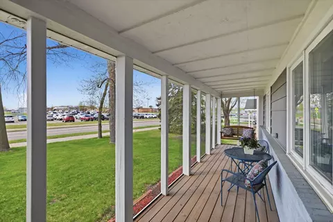 Exterior - 1210 3rd Ave NE, Buffalo, MN 55313 photo 4 of 13