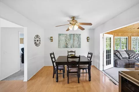 Dining - 1210 3rd Ave NE, Buffalo, MN 55313 photo 2 of 4
