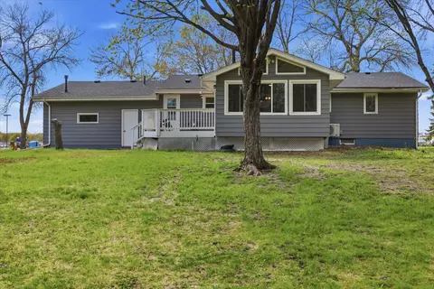 Exterior - 1210 3rd Ave NE, Buffalo, MN 55313 photo 8 of 13