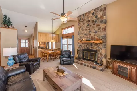Living - 1387 E Pointe Dr, East Gull Lake, MN 56401 photo 2 of 3