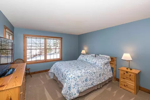 Bedroom - 1387 E Pointe Dr, East Gull Lake, MN 56401 photo 1 of 4