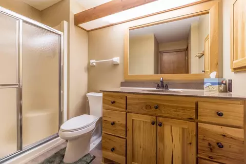 Bath - 1387 E Pointe Dr, East Gull Lake, MN 56401 photo 3 of 3
