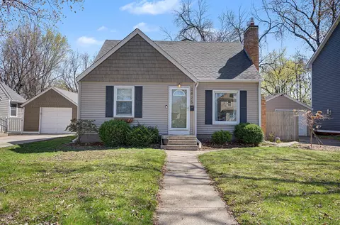 2825 Pennsylvania Ave S, Saint Louis Park, MN 55426