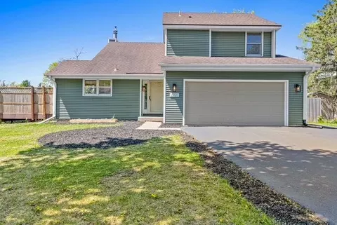 15020 Rushmore Cres, Burnsville, MN 55306