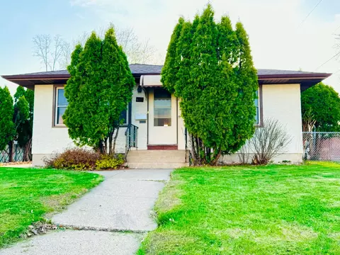 465 Ruth St N, Saint Paul, MN 55119