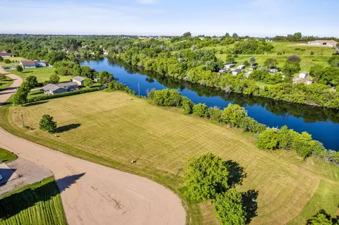 1803 Island Park Dr, Jamestown, ND 58401