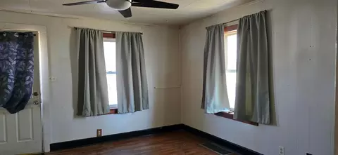 Living - 620 Saint Thomas Ave, Albert Lea, MN 56007 photo 2 of 2
