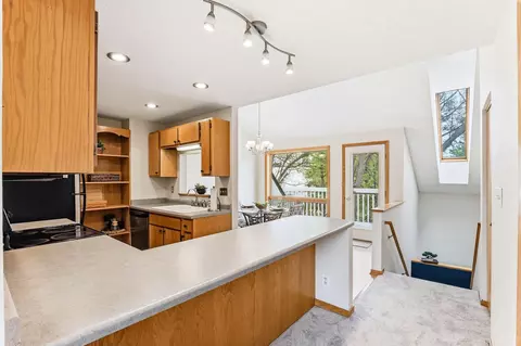 3062 Lake Shore Dr, Minneapolis, MN 55416