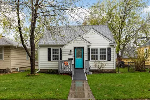 5030 6th St NE, Columbia Heights, MN 55421
