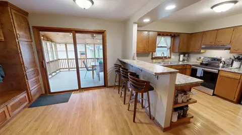 Kitchen - 1112 15th St SW, Willmar, MN 56201 photo 7 of 7