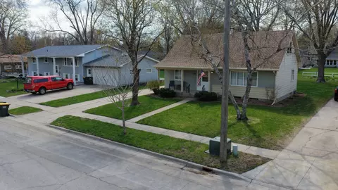 View/Area - 1112 15th St SW, Willmar, MN 56201 photo 2 of 13
