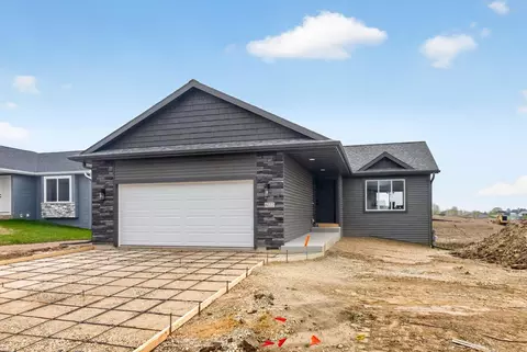 6222 Cody Pl NW, Rochester, MN 55901