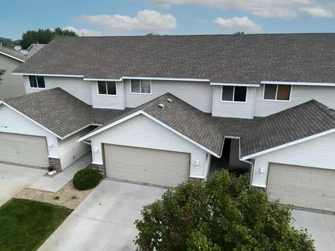 9124 Goodrich Dr, Monticello, MN 55362