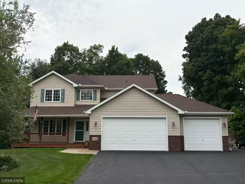 8549 Woodland Curv, Saint Bonifacius, MN 55375
