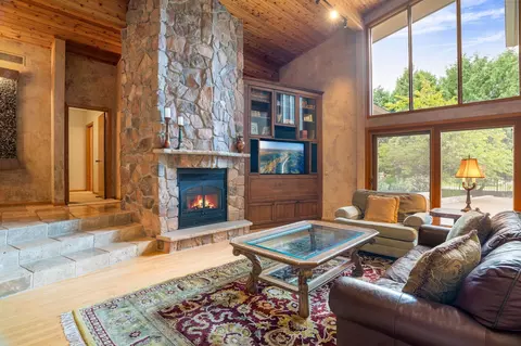 Living - 2150 Crestview Dr, Excelsior, MN 55331 photo 3 of 9