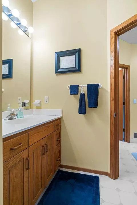 Bath - 2150 Crestview Dr, Excelsior, MN 55331 photo 10 of 10