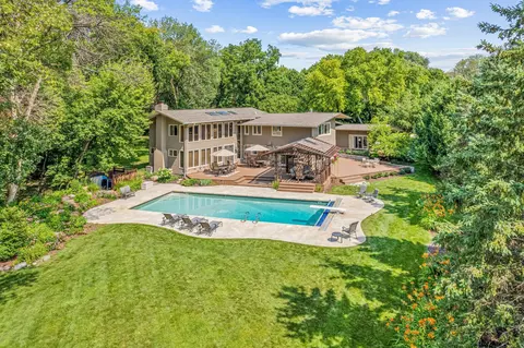 Exterior - 2150 Crestview Dr, Excelsior, MN 55331 photo 6 of 12