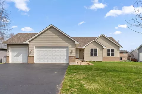 13013 10th Ave S, Zimmerman, MN 55398
