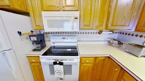 Kitchen - 116 S 5th St, Marshall, MN 56258 photo 3 of 7