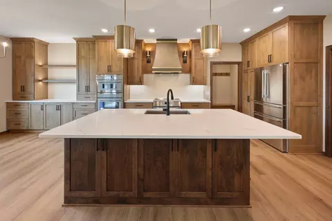 Kitchen - 3480 Granite Way S, Saint Cloud, MN 56301 photo 4 of 8