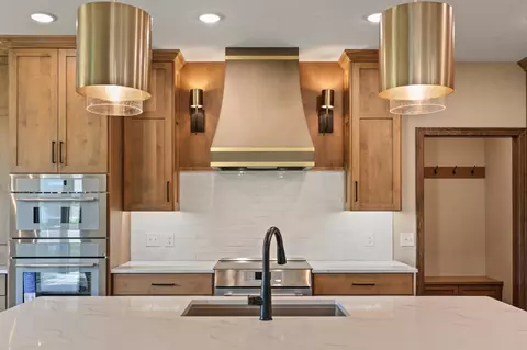 Kitchen - 3480 Granite Way S, Saint Cloud, MN 56301 photo 3 of 8