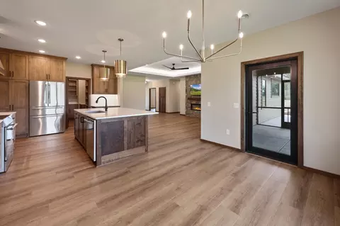 Dining - 3480 Granite Way S, Saint Cloud, MN 56301 photo 3 of 4