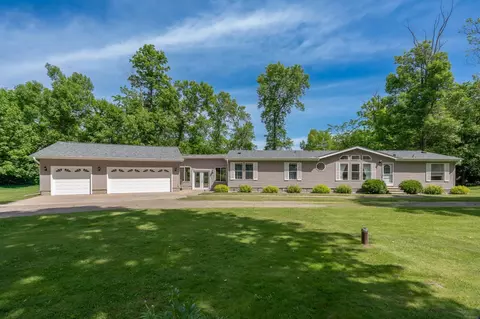 7290 83rd St NE, Monticello, MN 55362