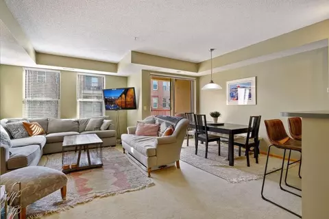 660 N 2nd St #301, Minneapolis, MN 55401